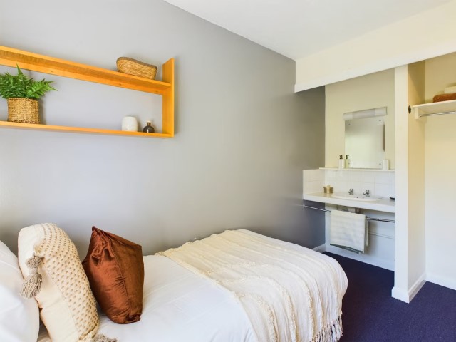  Classic Room  -  Moulsecoomb Place  - Gallery -  1