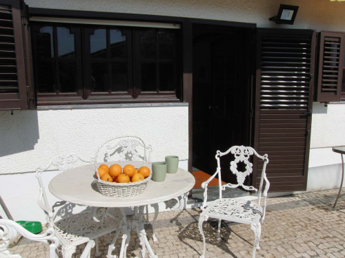 Lovely room in a 5 bedroom apartment in Vila Nova de Gaia