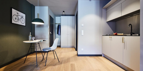Serviced Apartment with Balcony in Wolfsburg - M+