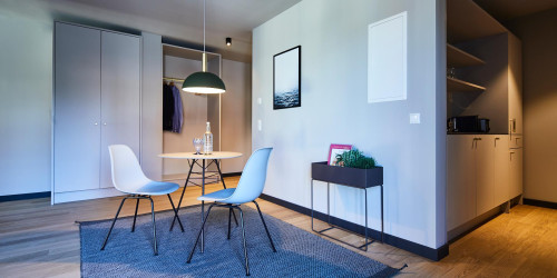 Serviced Apartment with balcony in WOLFSBURG - L+