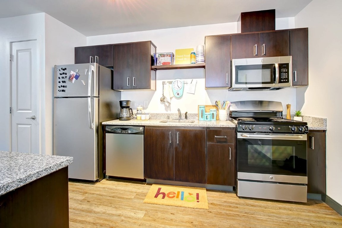  3 Bedroom, 3 Bathroom  -  Lark Bellingham  - Gallery -  6