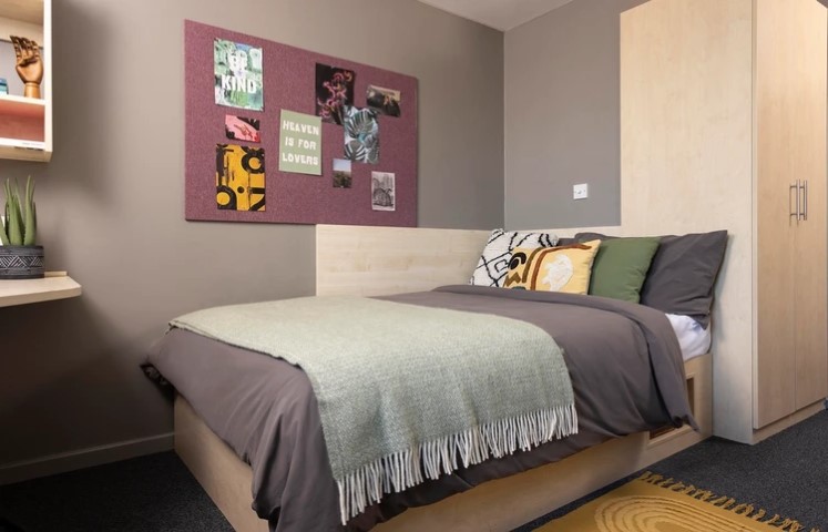 Extra Large Standard Double En-Suite - The Plaza Unite - Gallery - 4