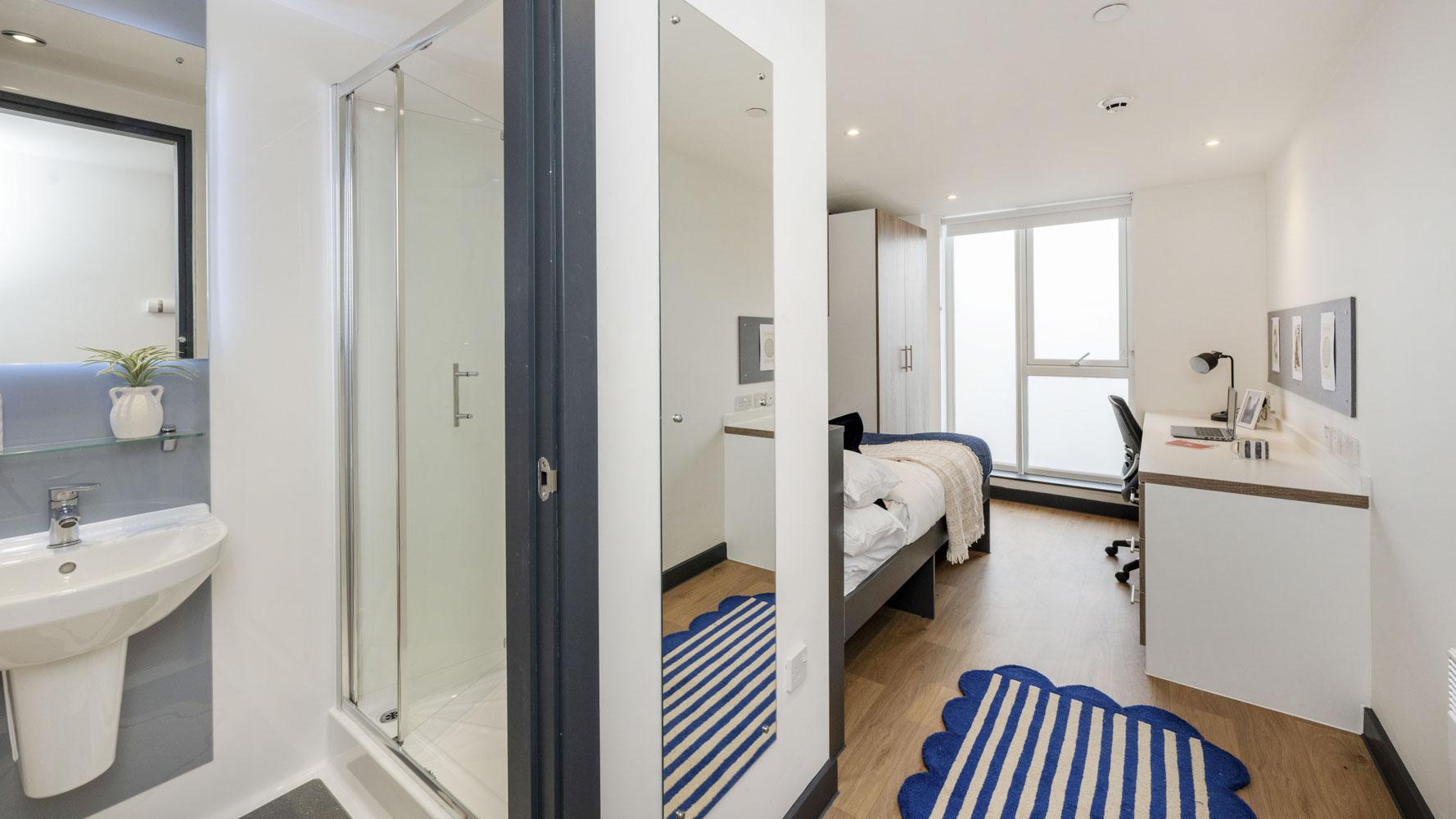 Premium En-Suite  -  Innovo House  - Gallery -  17