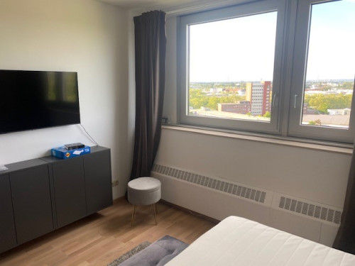 Exklusive Wohnung in Köln Neuehrenfeld – Graeffstraße – mit Pool!