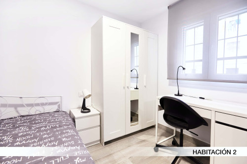 Avenida Doctor Fedriani H2