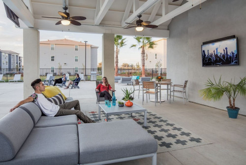 Lark Sacramento  - Gallery -  5