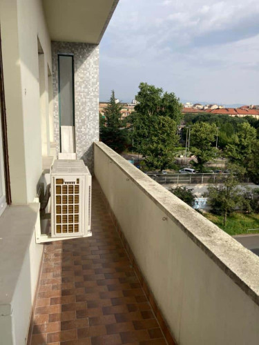 Stanza 2 in Via Tiziano Vecellio - Torino