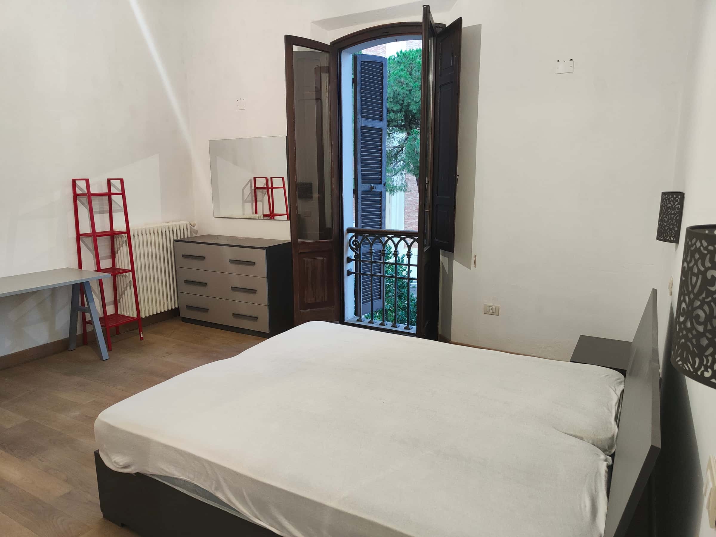  Stanza Con Letto Matrimoniale In Corso Armando Diaz A Forlì In Appartamento Condiviso  -  Stanza con letto matrimoniale in Corso Armando Diaz a Forlì in appartamento condiviso  - Gallery -  2