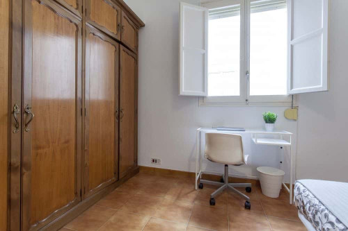 Amplia habitación doble en Ciutat Vella