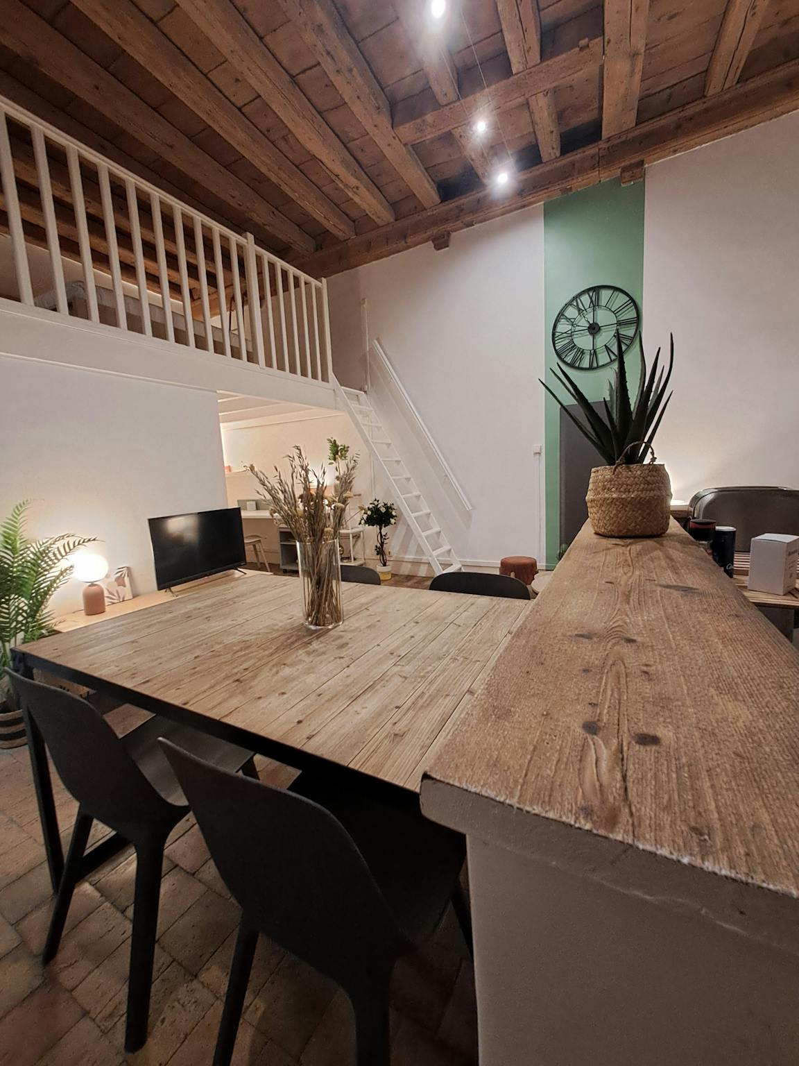 Rue René Leynaud, Lyon