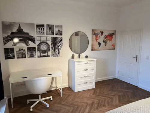 Opernplatz - Big Room - Gallery - 8