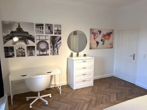 Opernplatz - Big Room - Gallery - 2