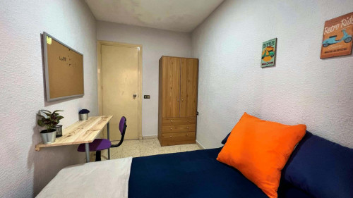 Calle Carlos III H1 apt 4