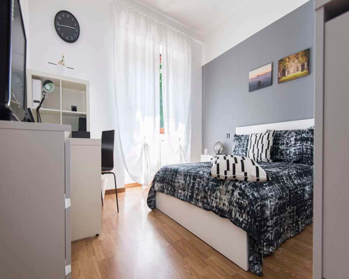 Stanza in Via Pordenone - Gallery - 12