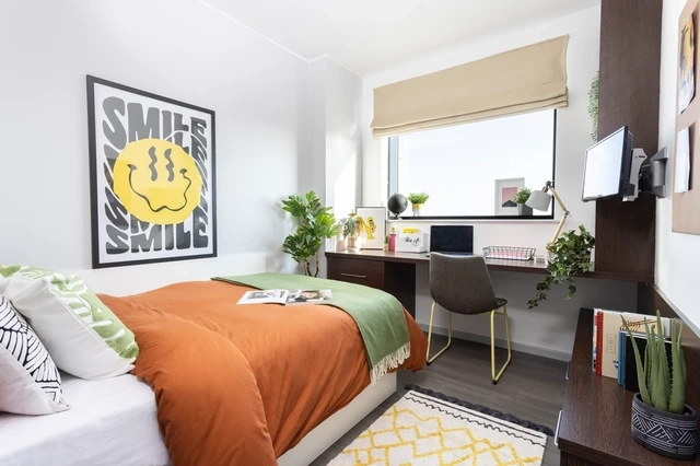 Large Highest Double En-Suite - Sky Plaza Unite - Gallery - 1