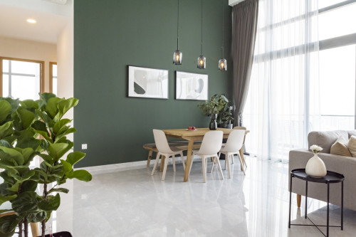 Luxury Vibrant Apt. w/ Terrace near City Square Mall