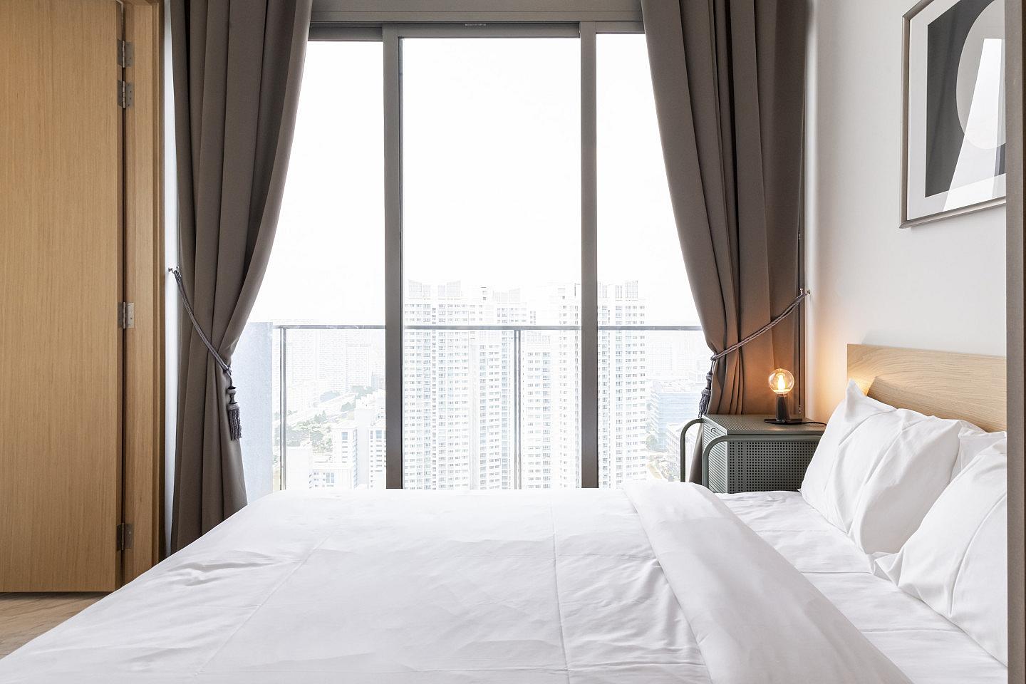 Private Master Room In 5 Bedroom Penthouse Apartment - Luxury Vibrant Apt. w/ Terrace near City Square Mall - Gallery - 4