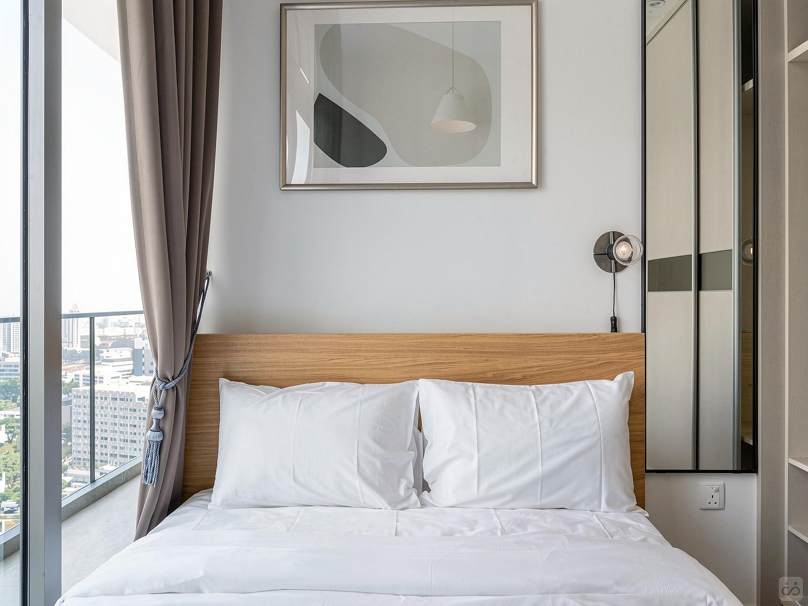 Private Room In 3 Bedroom Apartment - Luxury Vibrant Apt. w/ Terrace near City Square Mall - Gallery - 12