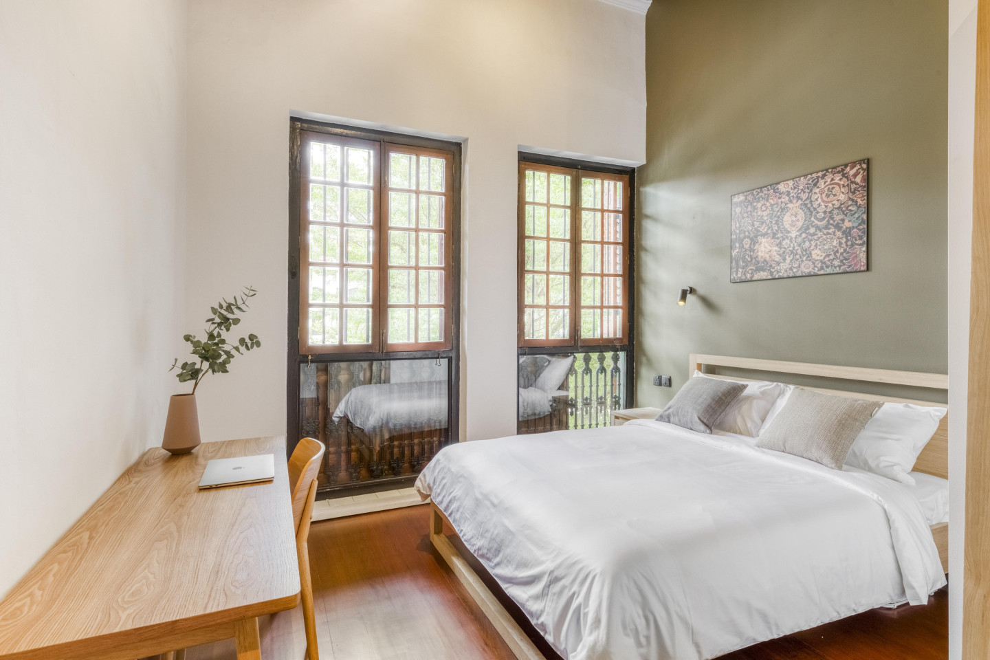 Private Regular Room With Shared Bathroom - Modern Luxury Complex - Incl. Terrace near Paragon Shopping Centre - Gallery - 30