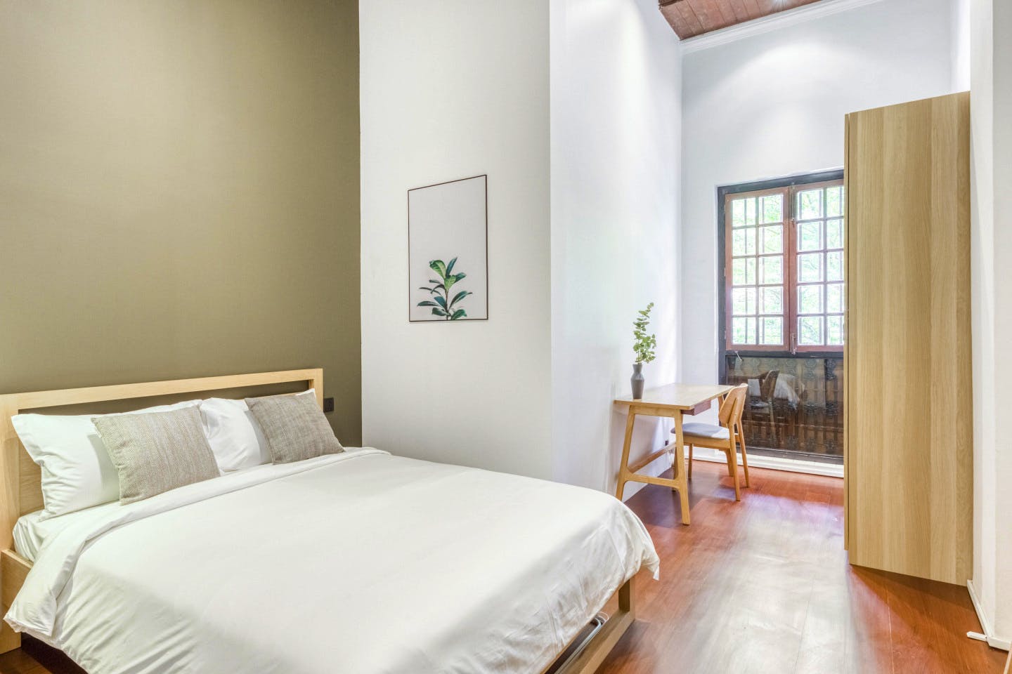 Private Regular Room With Shared Bathroom - Modern Luxury Complex - Incl. Terrace near Paragon Shopping Centre - Gallery - 5