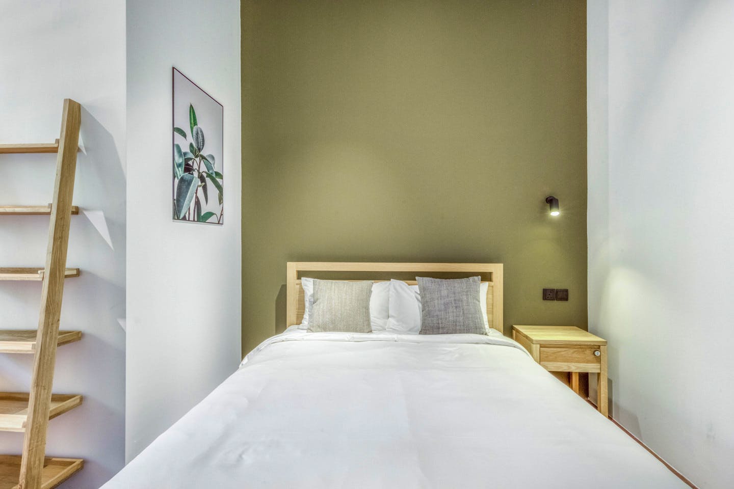 Private Regular Room With Shared Bathroom - Modern Luxury Complex - Incl. Terrace near Paragon Shopping Centre - Gallery - 15