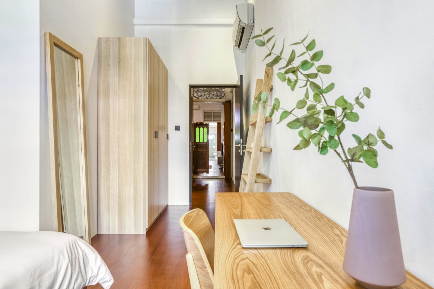 Private Regular Room With Shared Bathroom - Modern Luxury Complex - Incl. Terrace near Paragon Shopping Centre - Gallery - 11