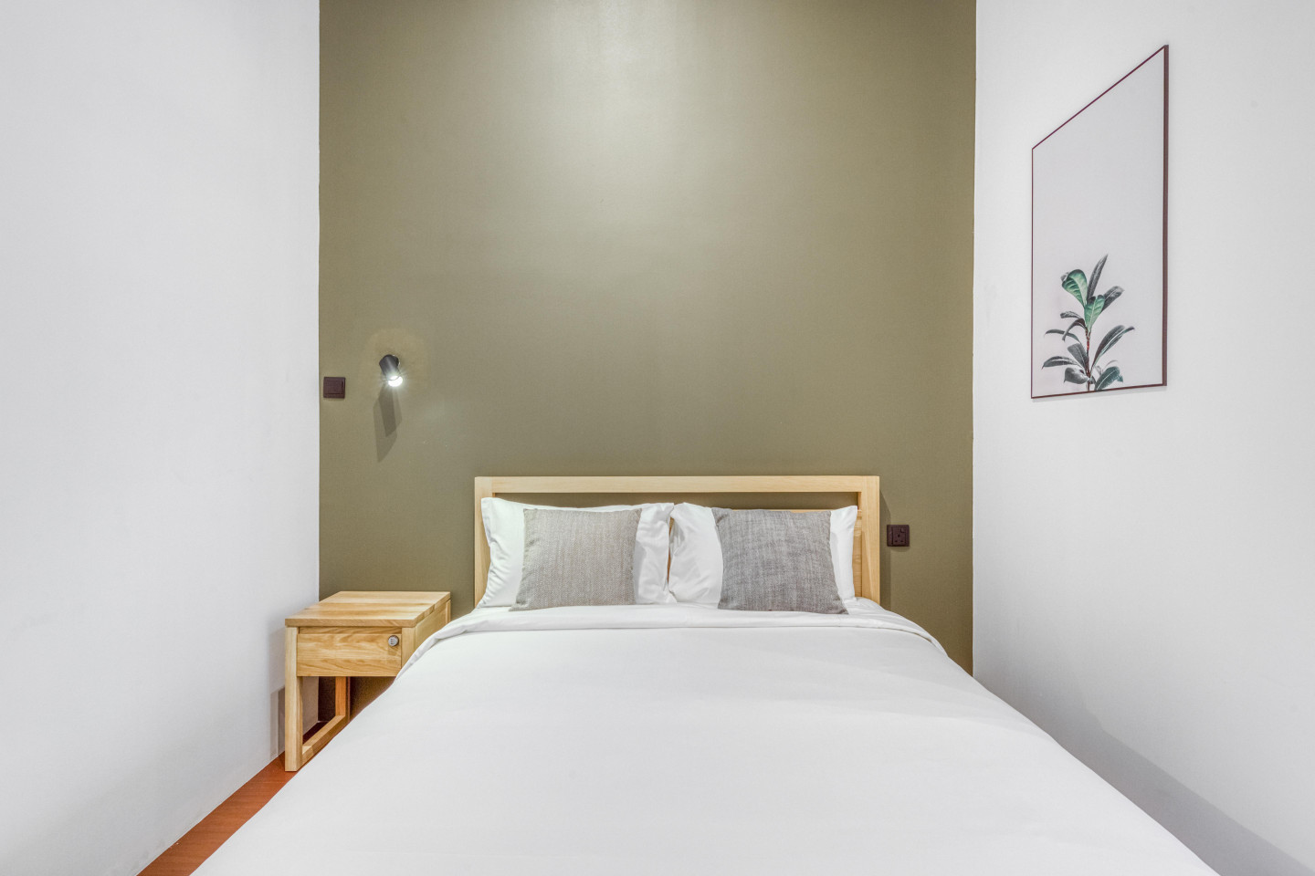  Private Regular Room With Shared Bathroom  -  Modern Luxury Complex - Incl. Terrace near Paragon Shopping Centre  - Gallery -  28