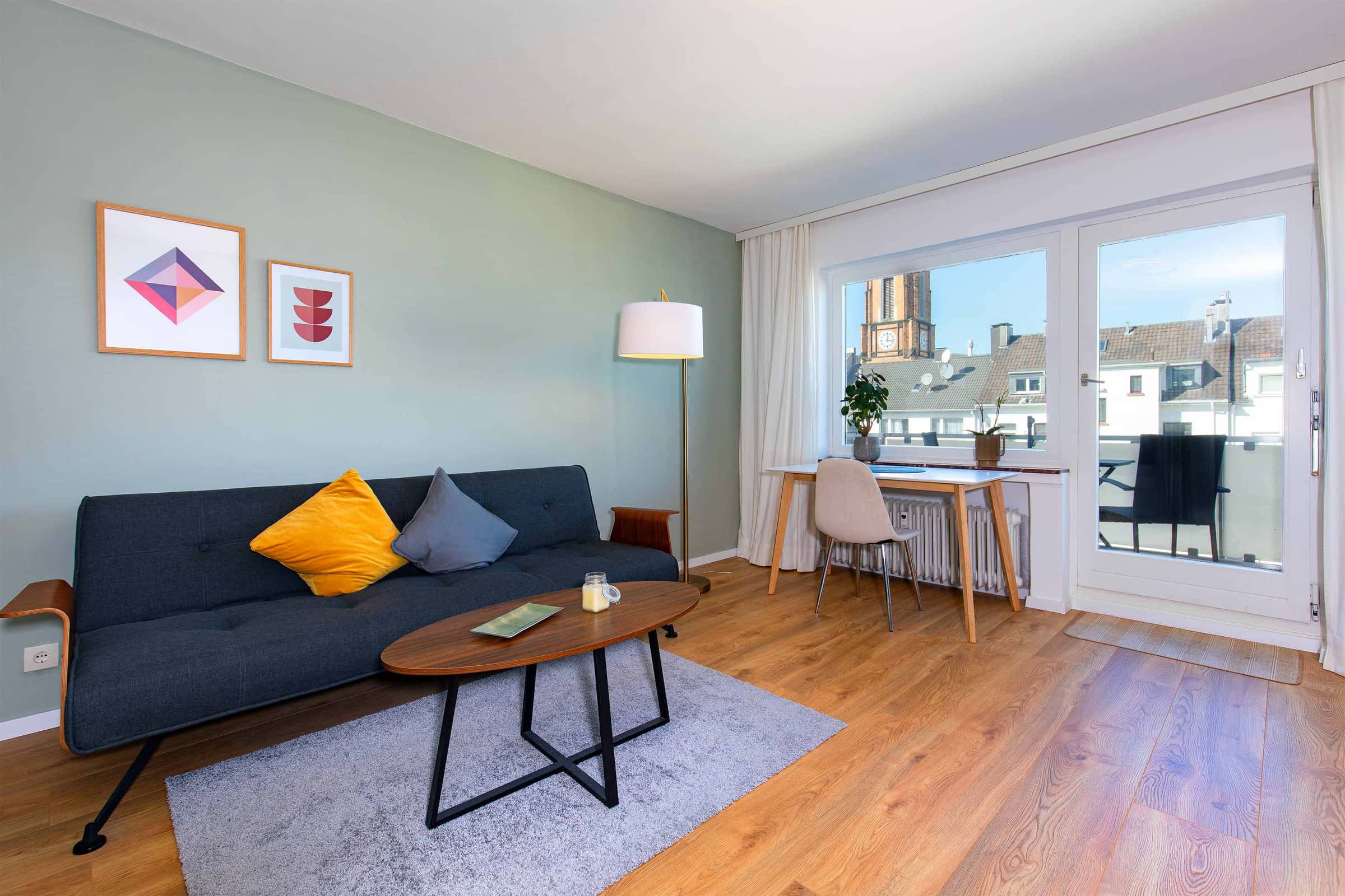 City-Apartment Mit Sonnenbalkon - City-Apartment mit Sonnenbalkon - Gallery - 1