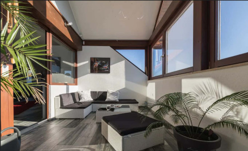 Geschmackvolle und geräumige Wohnung mit drei Zimmern sowie Loggia und Einbauküche in Friedrichshafen - Gallery - 13