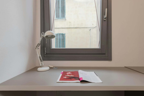 Room in Via Fondobanchetto, Ferrara for 48 m² with 3 bedrooms - Gallery - 98