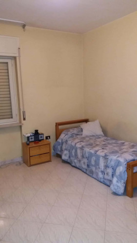 Una stanza in affitto per studentesse e lavoratrici - Gallery - 6