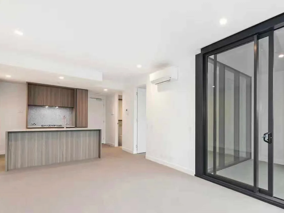  2 Bedroom 1 Bathroom  -  Melbourne - CBD  - Gallery -  4