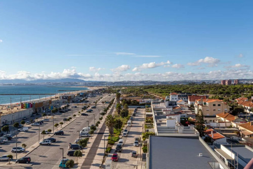Lovely 1-bed flat w/balcony near the beach