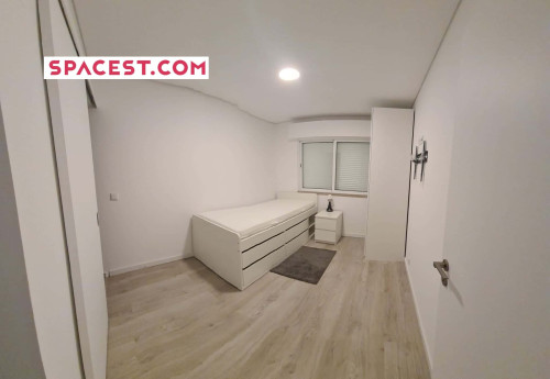 Single ensuite room in Rua Maria Veleda, Amadora/Lisbon  - Gallery -  5