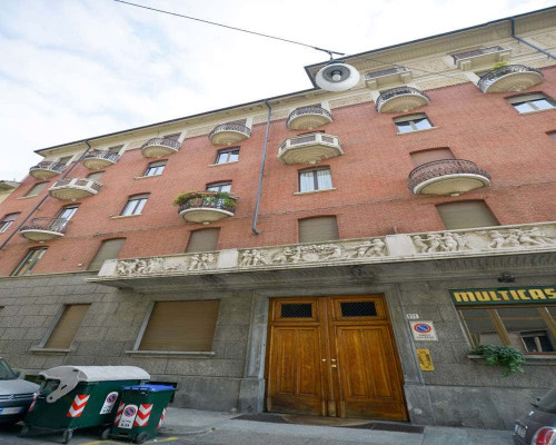 Stanza in Via San Secondo