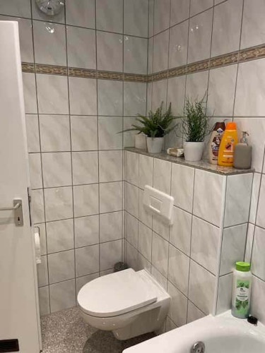 Charmante 2-Zimmer-Wohnung: Stilvoll möbliert, perfekt ausgestattet und bereit für Ihren neuen Alltag ****  - Gallery -  5