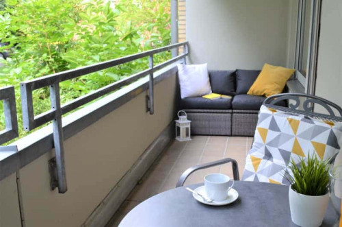 Charmante 2-Zimmer-Wohnung: Stilvoll möbliert, perfekt ausgestattet und bereit für Ihren neuen Alltag ****