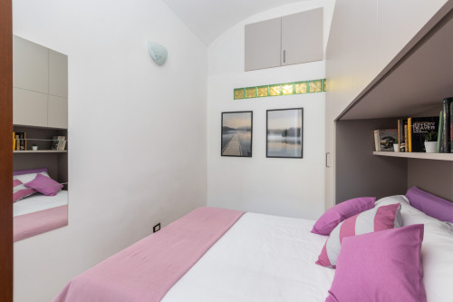 Nice and Cozy Apartment in Crocetta