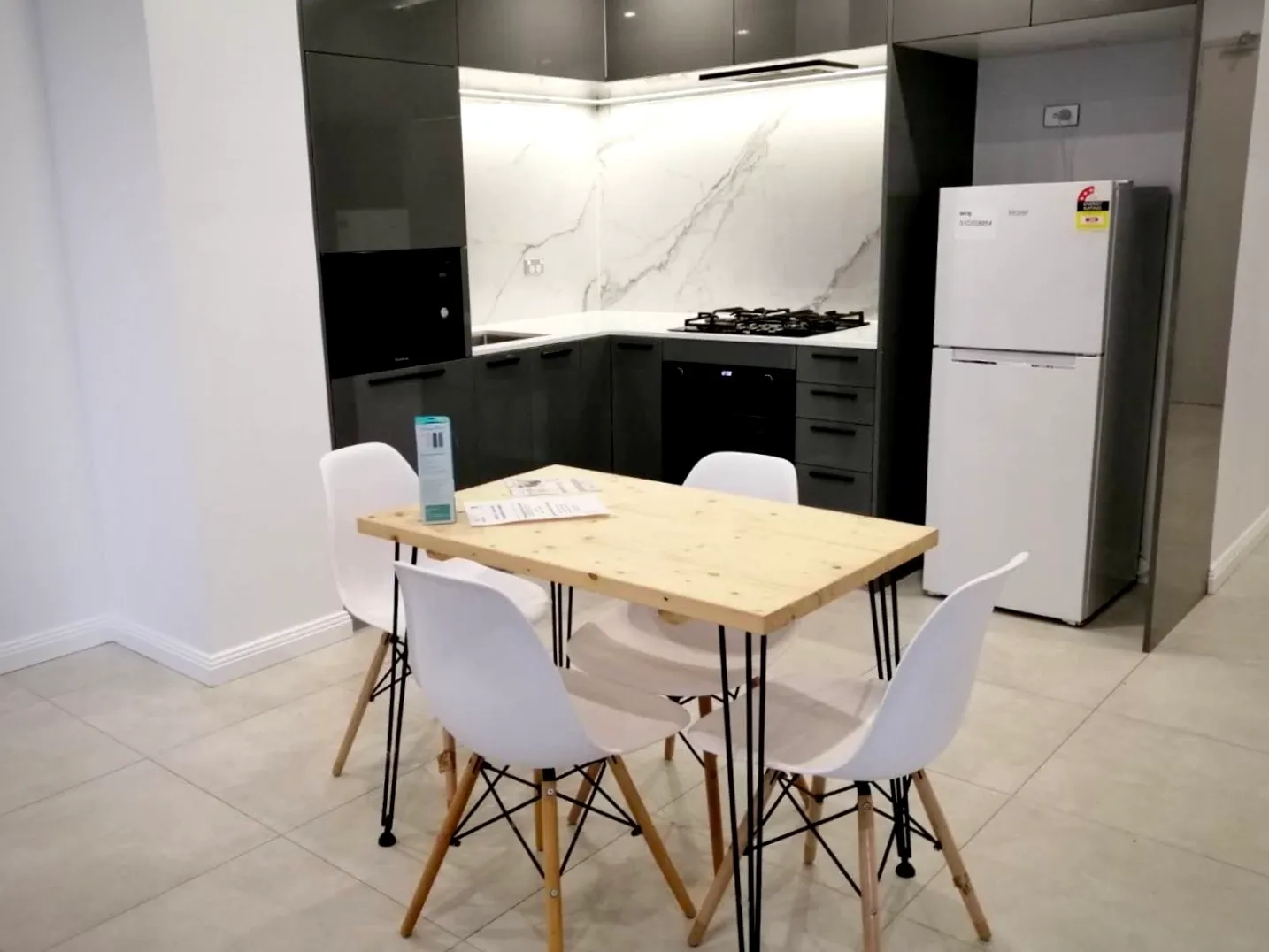 1 Bedroom 1 Bathroom  -  Eastgarden - Eastern Subs  - Gallery -  2