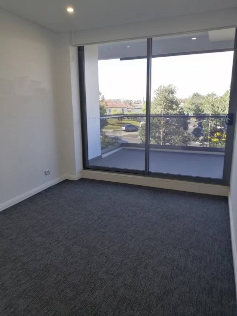 2 Bedroom - 2 Bathroom - Eastgarden - Eastern Subs - Gallery - 6