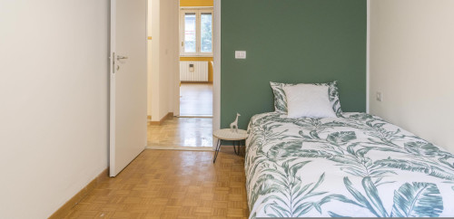 Via Savona 26 - Room 3