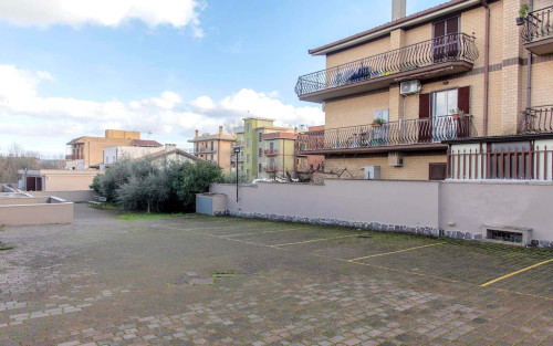 Private Room in Via di Carcaricola