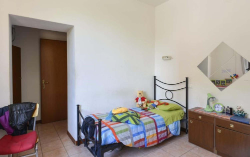 Shared Room in Via Alessandro Brisse
