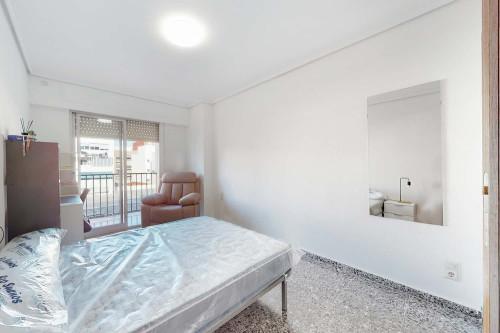 H4 - Av. Vedat, 80, piso 4ª pta. 7 (5H2B) - SG, TRT (VLC)