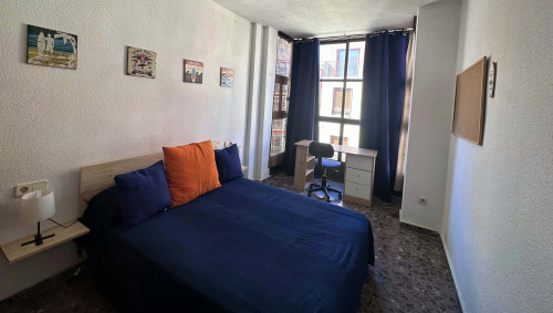 Calle Serreta H2 apt 12