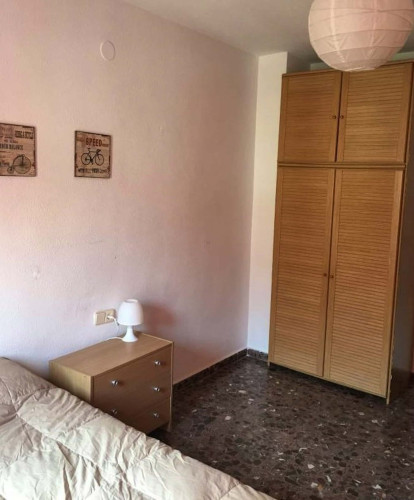 Calle Serreta H1 apt12