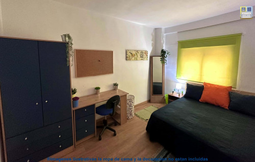 Calle Capitanes de Ripoll H4 apt 9
