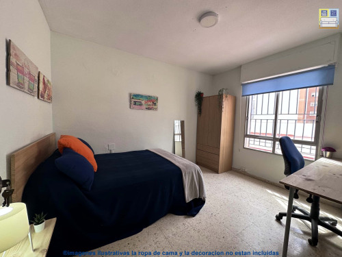 Calle Carlos III H2 apt 3