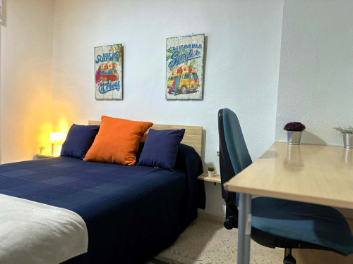Calle Carlos III H1 apt3