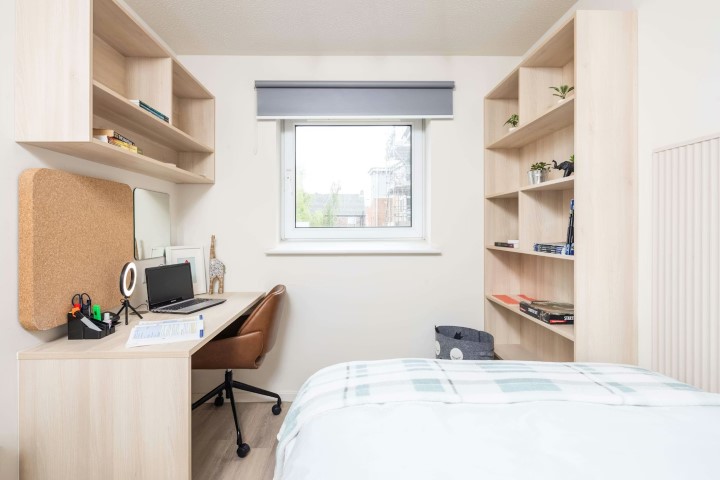 En-Suite Bronze  -  The Railyard Roost  - Gallery -  3